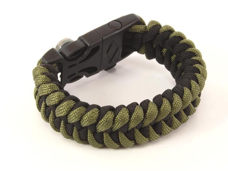 Outdoor paracord survival bracelet [AirsoftPro]