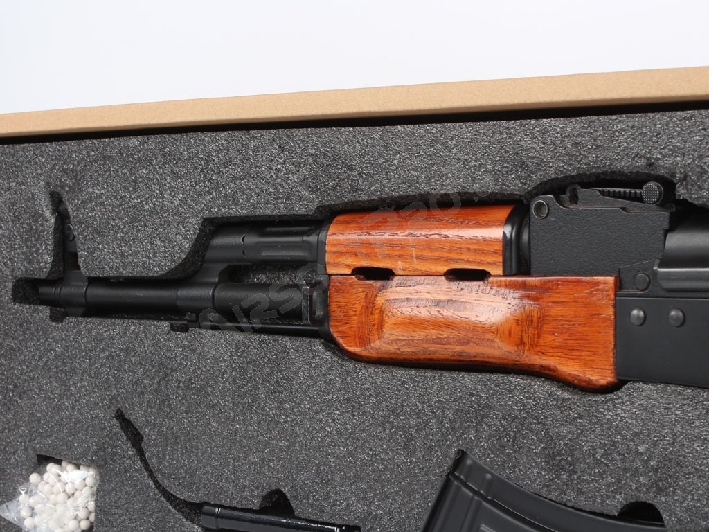 Airsoftová zbraň AKM - ocel, laminované dřevo (CM.048M) - VRÁCENÁ [CYMA]