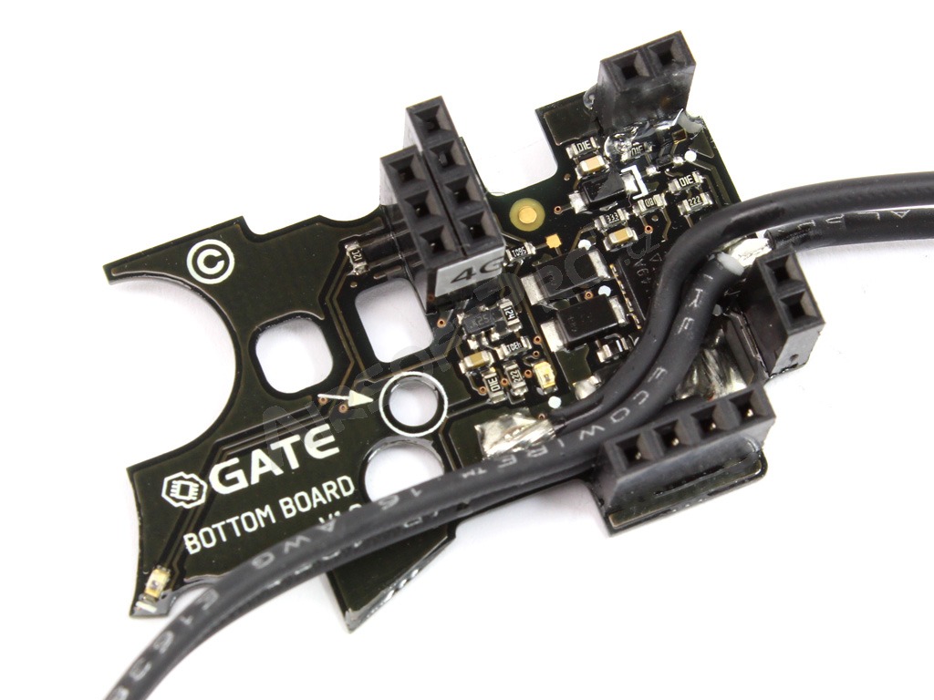 Unité de déclenchement du processeur TITAN™ V2 Expert firmware - câblage frontal [GATE]