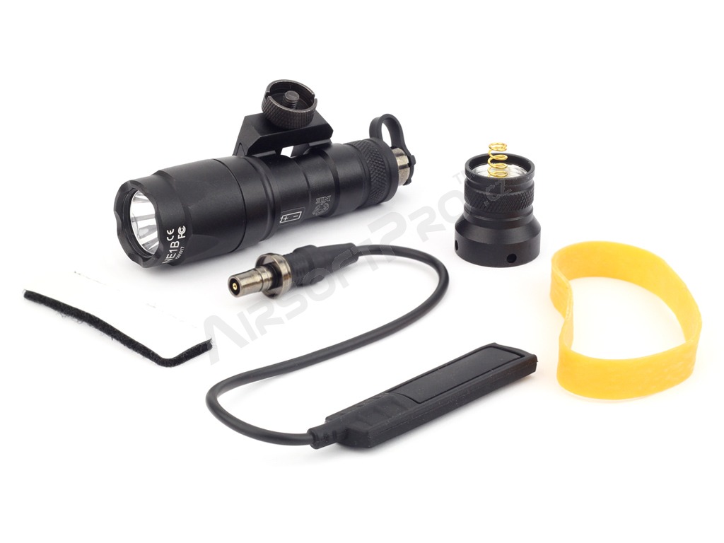 Taktická svítilna M300A Mini Scout LED s RIS montáží na zbraň - černá [Night Evolution]