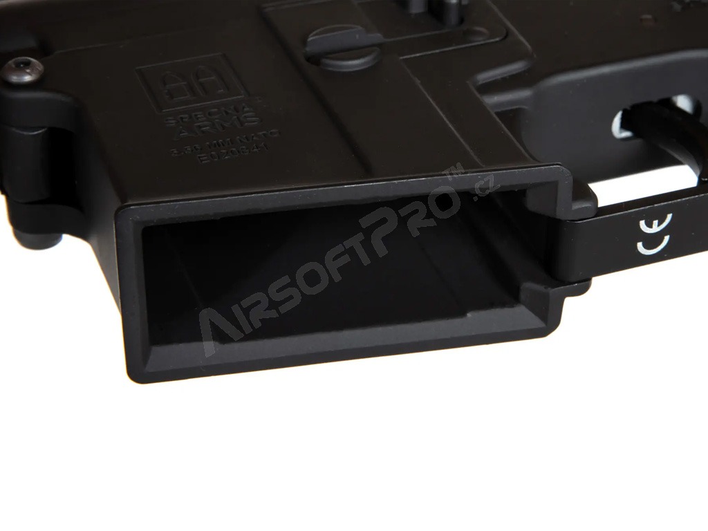 Carabine airsoft SA-E06-H EDGE™ Heavy Ops Carbine Replica - Half-TAN [Specna Arms]