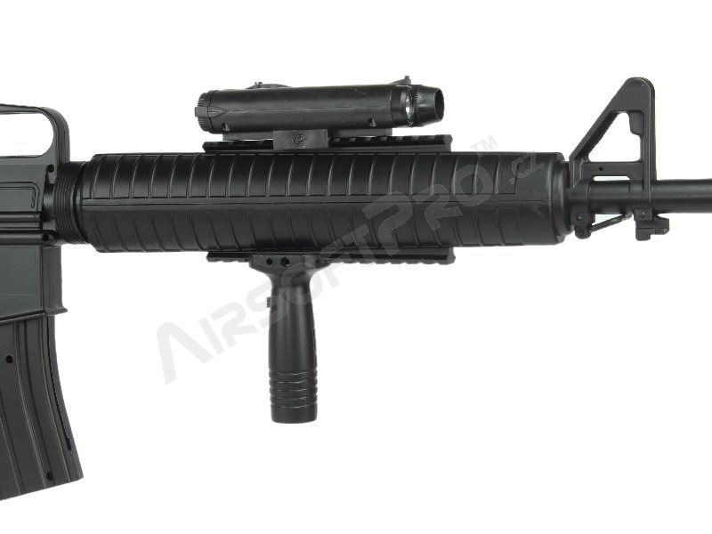Airsoft M16 A3 + flashlight + grip - ABS [Well]