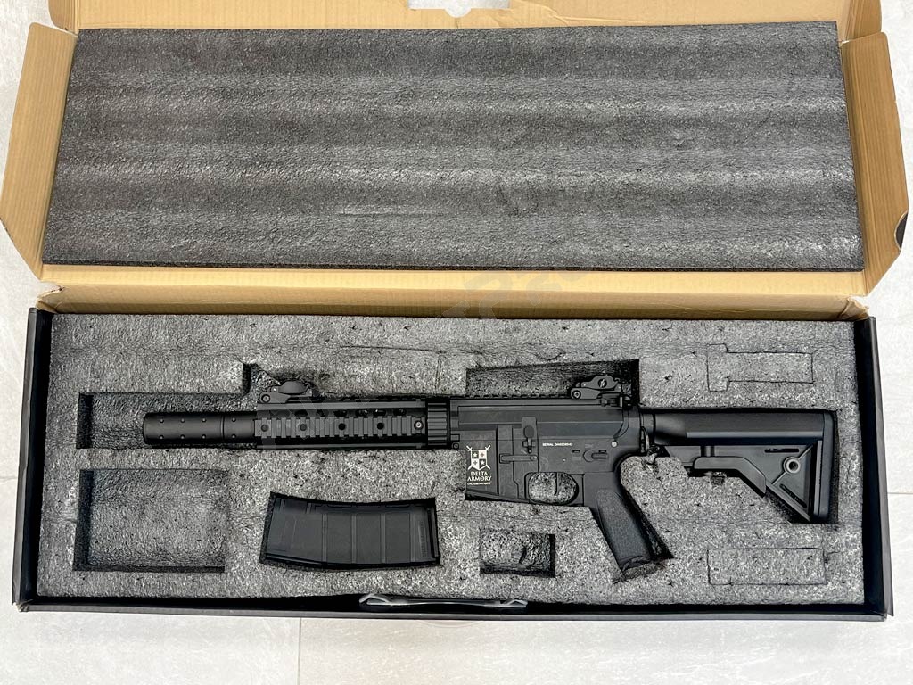 Airsoftová zbraň M4 AR15 SilentOps 7