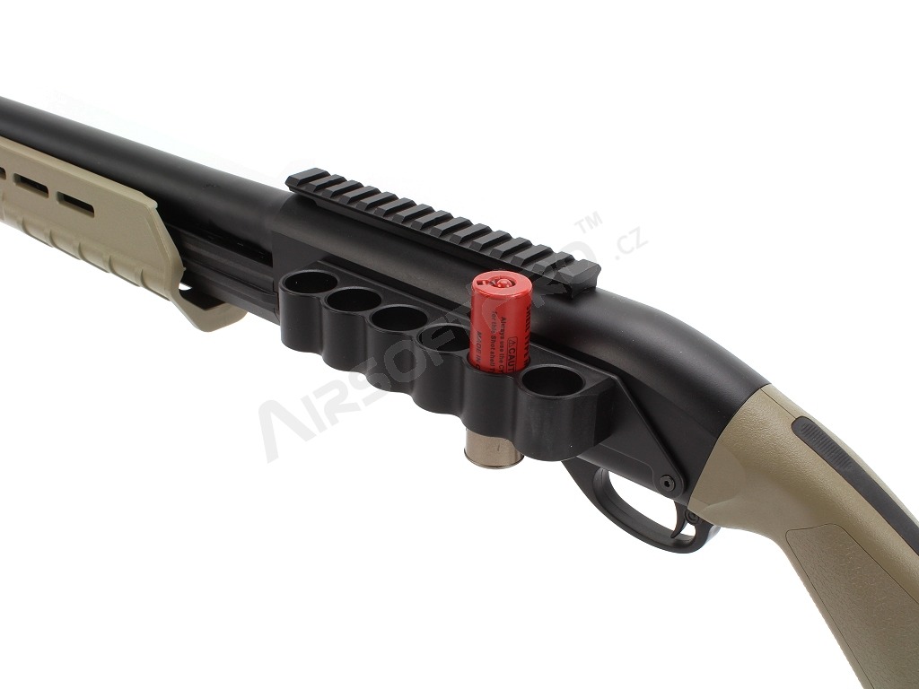 Airsoft brokovnice stylu Magpul M870 Tactical, krátká, ABS (CM.356) - TAN [CYMA]