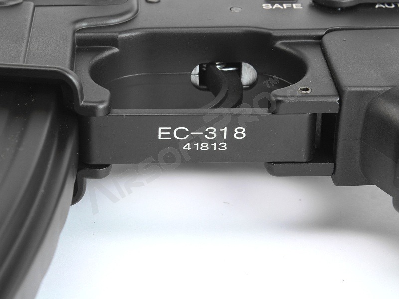 Airsoftová zbraň SR16-E3 URX3 13,5