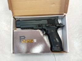 Airsoft pistol P226-S5 CO2, full metal, blowback - black - RETURNED [KWC]