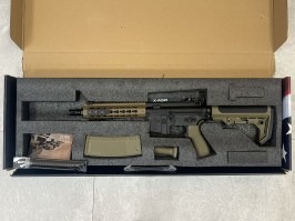 Airsoft rifle RRA SA-E08 EDGE™ Light Ops Stock Carbine Replica - Black / TAN - RETURNED [Specna Arms]