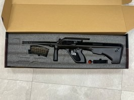 Airsoftová zbraň AUG A2 SW-020B - policejní model - černý - POŠKOZENÁ [Snow Wolf]