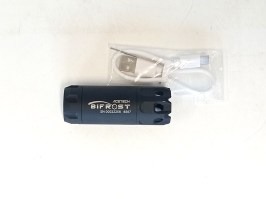 Nasvětlovací tlumič Bifrost R s vícebarevnou imitací výšlehu - Černý - NEFUNKČNÍ [ACETECH]