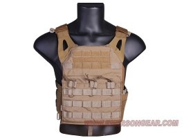 Jumer Plate Carrier With Triple M4 Pouch and dummy ballistic plates - Coyote Brown [EmersonGear]