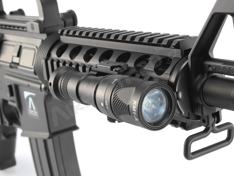 Linterna táctica LED M300V con el soporte para armas RIS - negro [Target One]